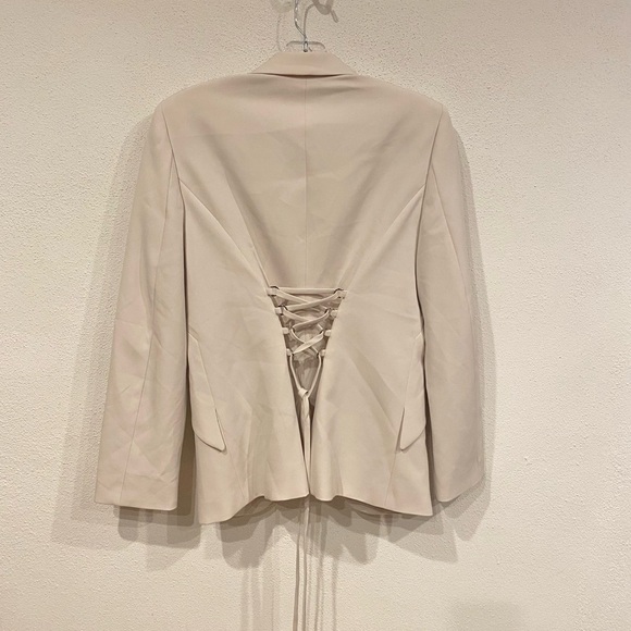 NWT White House Black Market Fluid Editor Blazer Size 6 - Picture 5 of 6